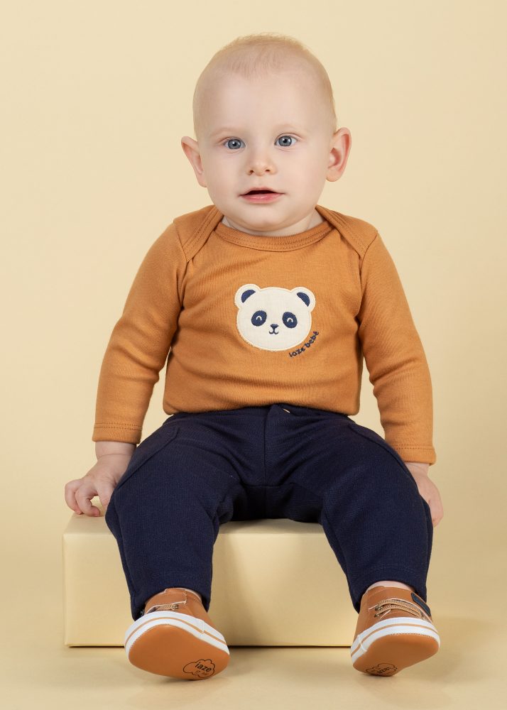 Conjunto Bebê Body Caramelo Com Bordado Panda e Calça Marinho