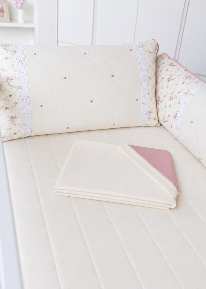 Kit Berço Paris 9 peças Com Bordado Bolinhas e Floral Rosê