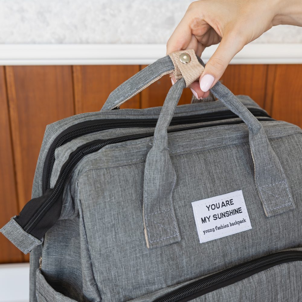 Mochila Maternidade Vira Berço Térmica - Cinza